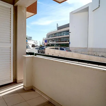 Brisa De - Spacious Family Apartment, 5min Walk To The With Private Parking * سيسيمبرا