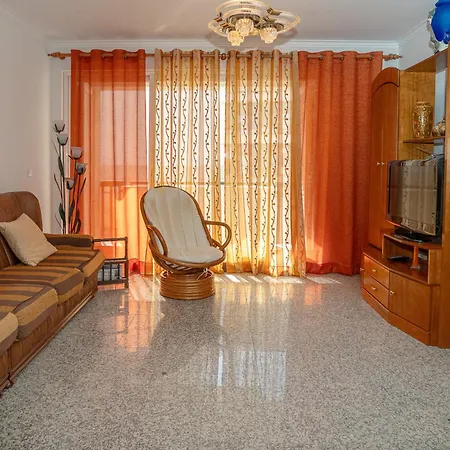 Brisa De - Spacious Family Apartment, 5min Walk To The With Private Parking Apartman Sesimbra