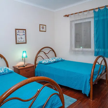 Brisa De - Spacious Family Apartment, 5min Walk To The With Private Parking * سيسيمبرا
